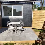 De La Vallée *