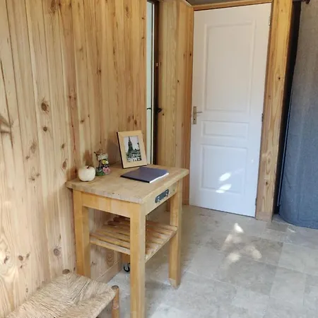 De La Vallee Genneville