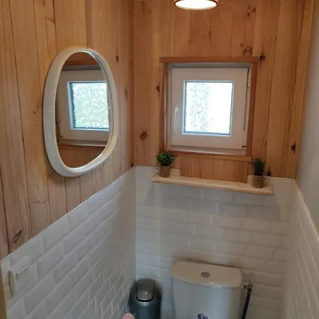 בית נופש De La Vallee *