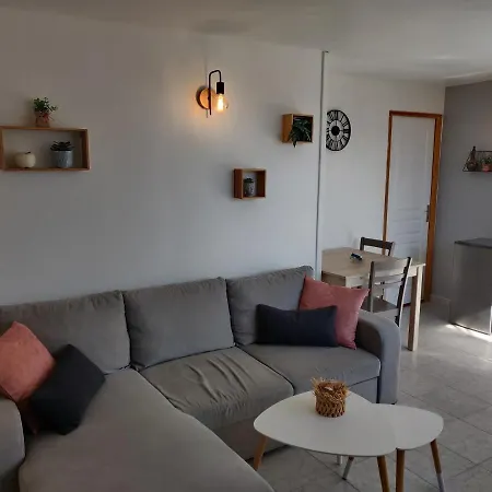 De La Vallee בית נופש *