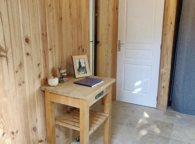 De La Vallee Genneville