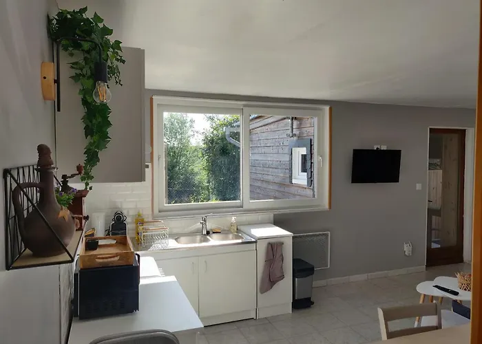 De La Vallee Genneville